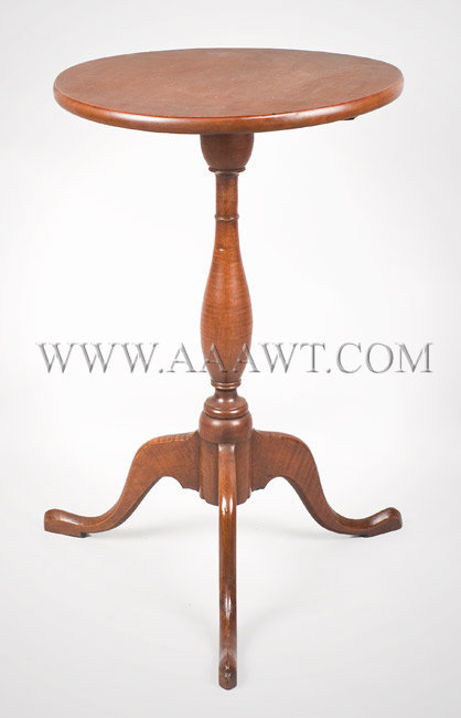 Candlestand, Queen Anne, Curly Maple
Connecticut
18th Century, entire view